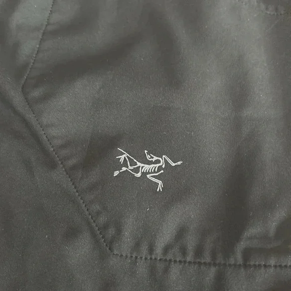 Arc'teryx Contenta Cinch Waist Outdoor Lightweight Dress in Black - Size Medium - Picture 6 of 8